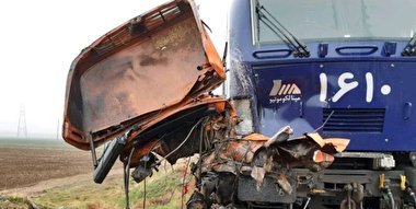 برخورد کامیون با قطار تهران_رشت