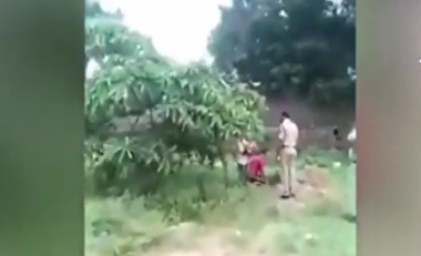 دستگیری پدر حین زنده به گور کردن فرزندش!