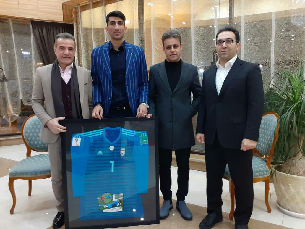 بیرانوند پیراهن جام جهانی اش را فروخت