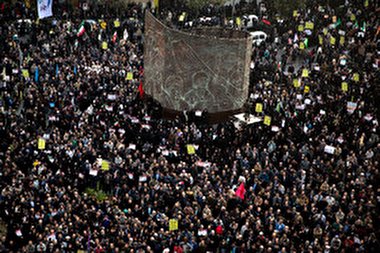 اجتماع مردم تهران در پی اعتراض به حوادث اخیر