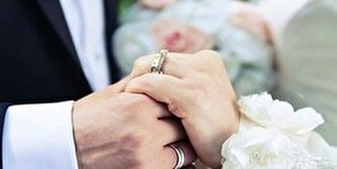 آمریکایی ها با نرم افزار زوم عروسی می کنند