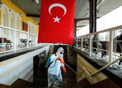 ترکیه و امارات در مخمصه کرونا