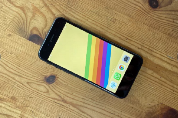 آیفون اس ای ۲۰۲۰