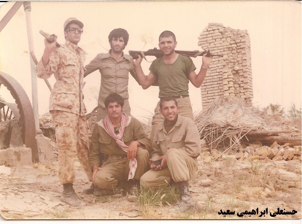 کدام رزمنده ارتش موفق به شکار ۶ تانک «تی ۷۲» بهصورت همزمان شد؟ کدام رزمنده ارتش موفق به شکار ۶ تانک «تی ۷۲» بهصورت همزمان شد؟