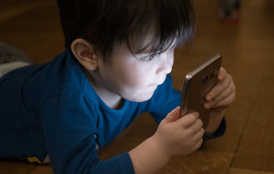 کودک و فضای مجازی