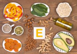 7 دانستنی درباره ویتامین E