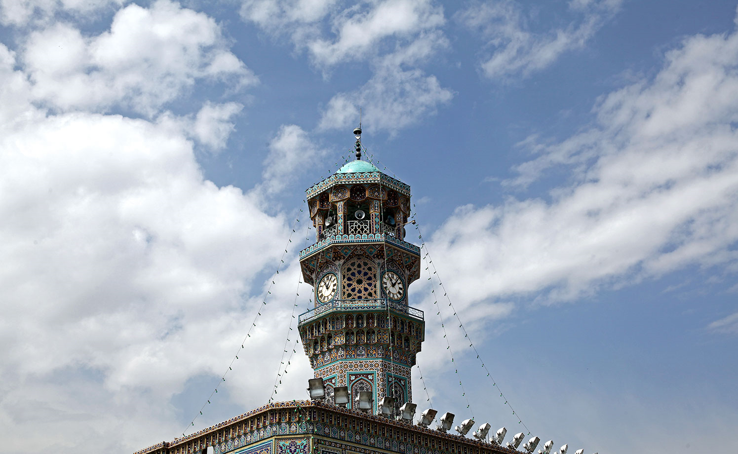 ساعت حرم رضوی