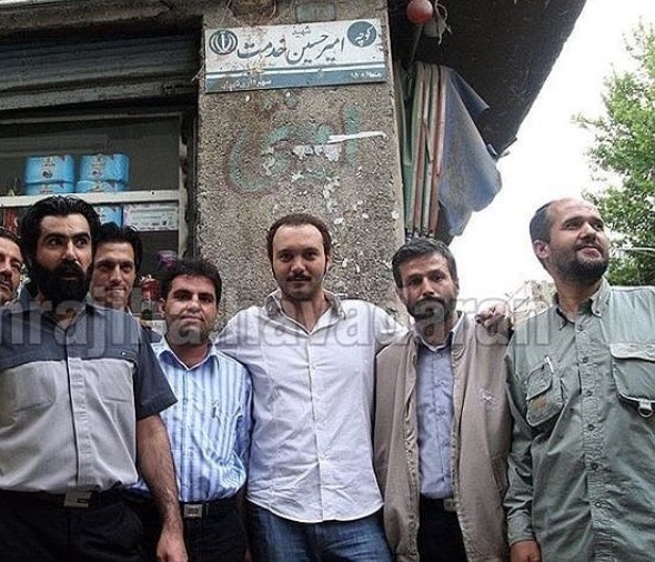 عکس بازیگر اخراجی‌ها با هم‌رزمان واقعی مجید سوزوکی