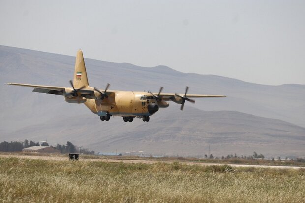 اورهال یک فروند هواپیمای سی - ۱۳۰در پایگاه هوایی شهید دوران