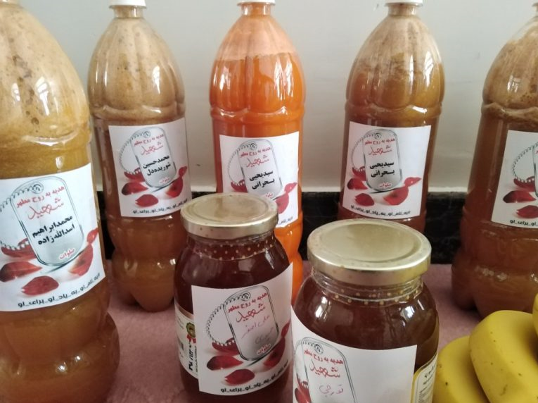 نام شهدا روی بطری آب‌میوه‌ بیماران کرونا