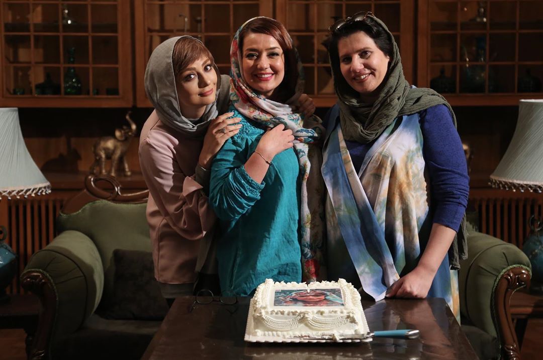 یکتا ناصر و جشن تولد یکی از همکارانش در پشت صحنه «دل»