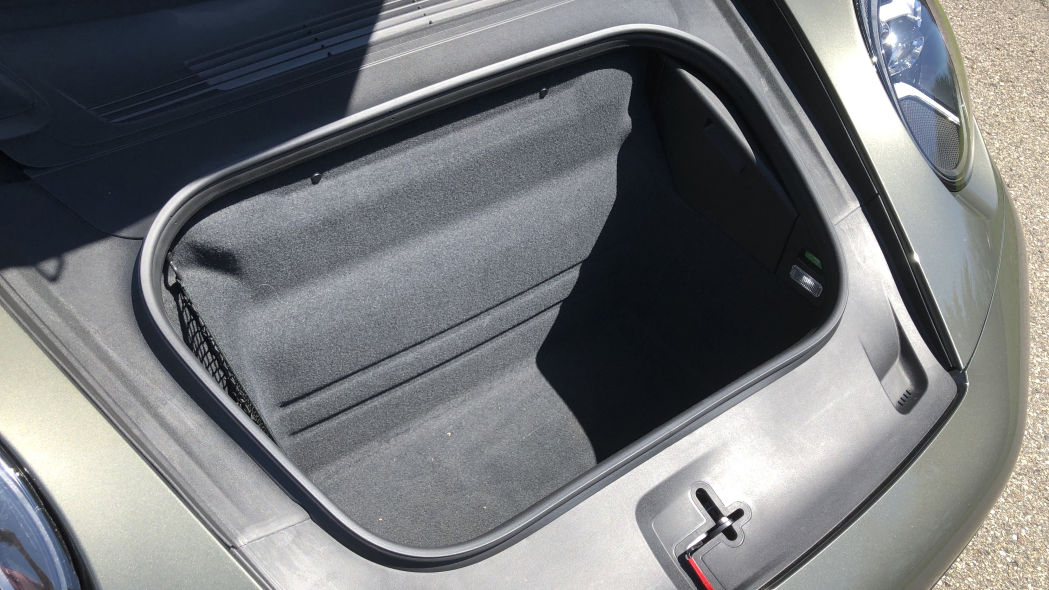 گنجایش بار شگفت‌انگیز پورشه ۹۱۱ سال ۲۰۲۰