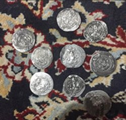فضای مجازی، جای سکه های ساسانی را لو داد (+عکس)