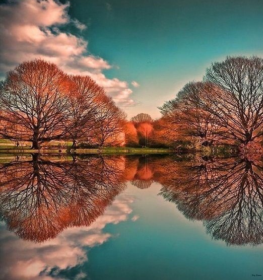 انعکاس نور در آب؛ سوژه پرطرفدار در عکاسی انعکاس نور در آب؛ سوژه پرطرفدار در عکاسی
