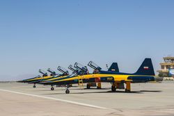 مانور هوایی جنگنده های جدید ارتش در آسمان ایران + فیلم