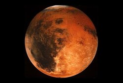 مقابله مریخ با زمین و خورشید