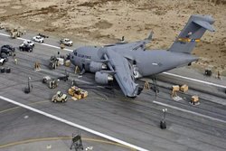 فرود اضطراری هواپیمای آمریکائی در افغانستان