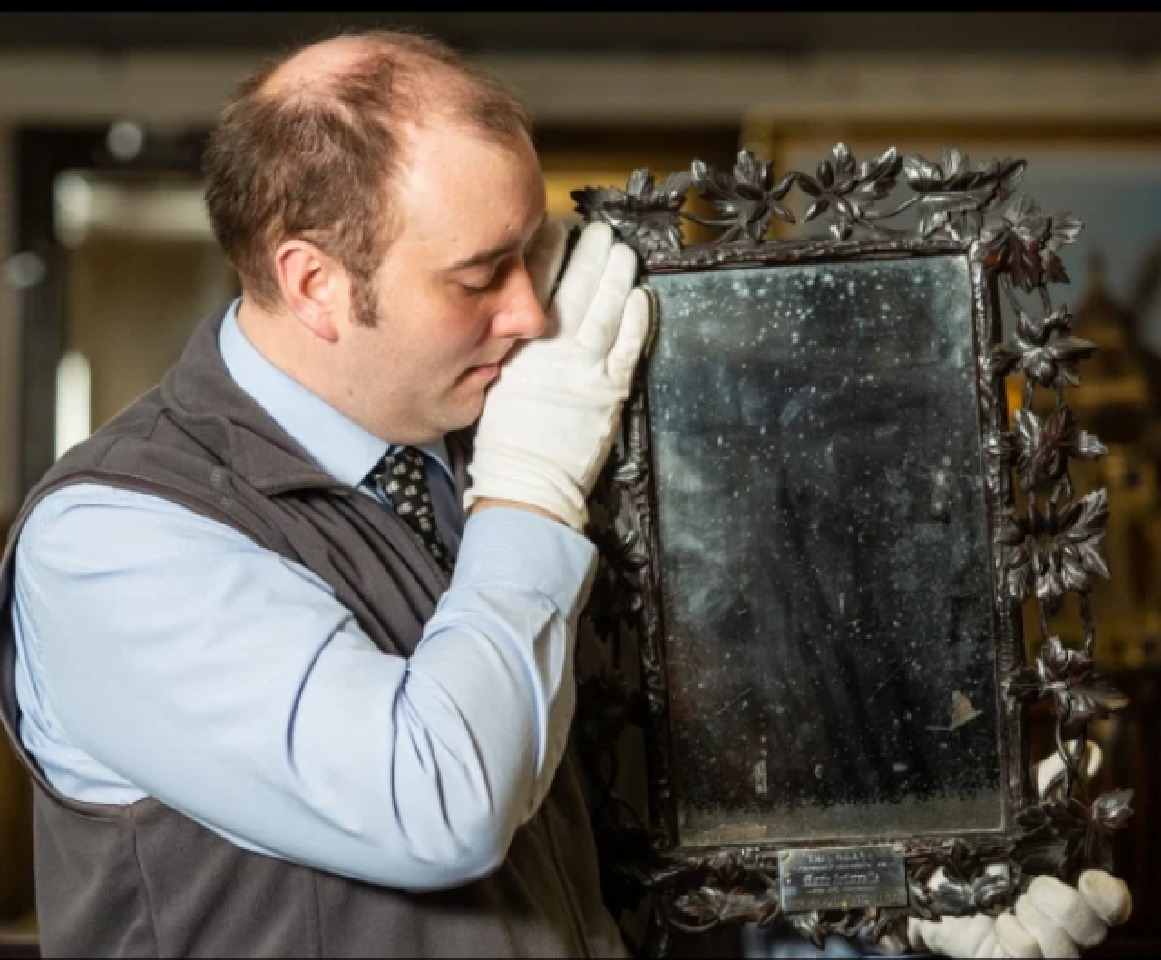 وجود یک عتیقه در دستشویی خانه