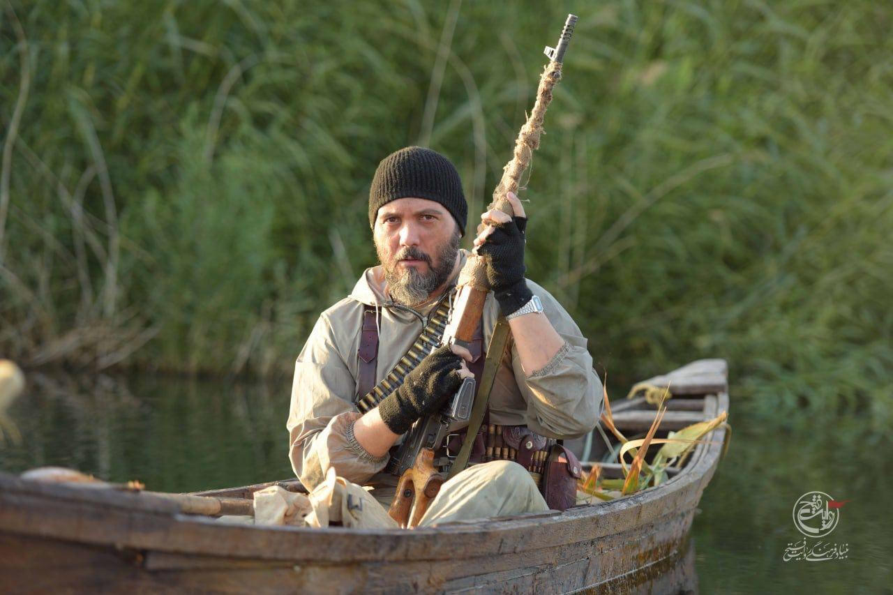 گریم کامبیز دیرباز در «تک‌تیرانداز» + عکس