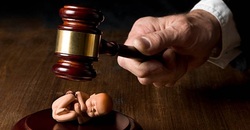 تأملی در نسخ‌ قانون سقط درمانی