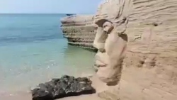 مجسمه ساحلی جزیره هنگام + فیلم