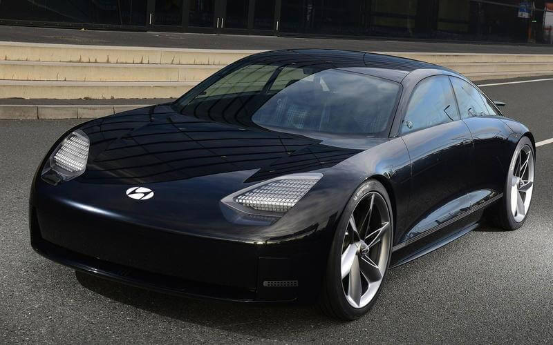 خودروی هیوندای آیونیک ۶