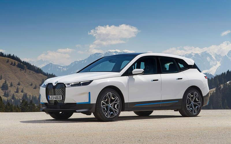 خودروی BMW iX
