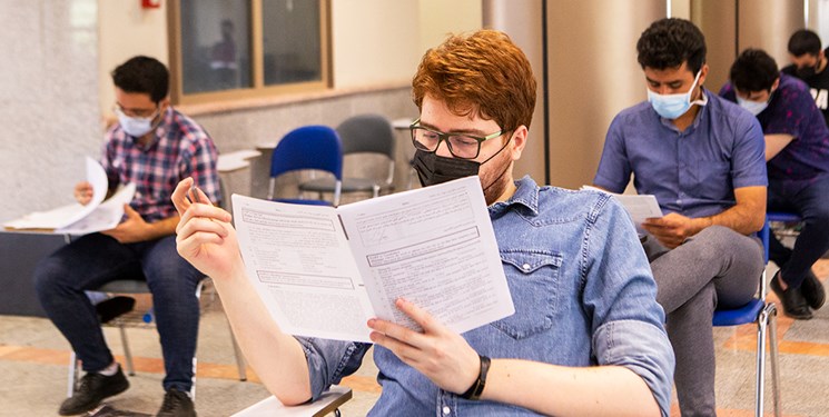 آزمون دهندگان