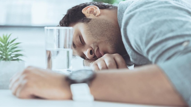 چطور بدون تنطیم ساعت صبح ها از خواب بیدار شویم؟