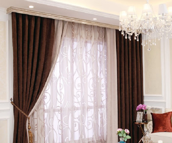 راه‌های شستن پرده برای خانه تکانی عید