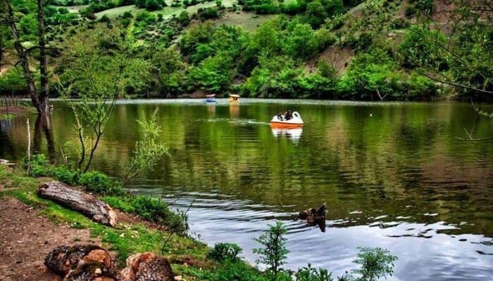 دریاچه شورمست