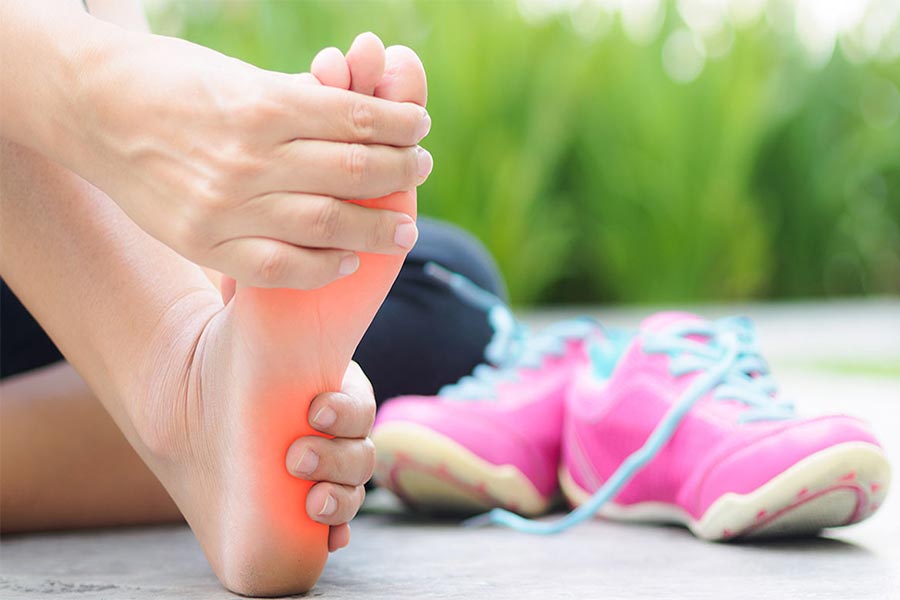 چرا در پاها احساس سنگینی می کنیم؟