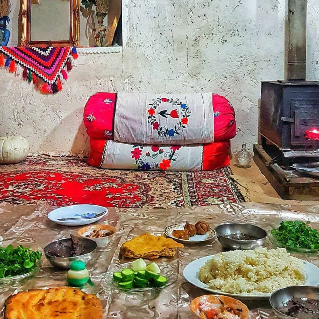 حال و هوای عید نوروز در تهران قدیم/از شلیک توپ تا رقص حاچی فیروز