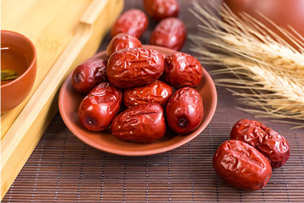 نمادهای سفره هفت سین چه مفهومی دارند؟