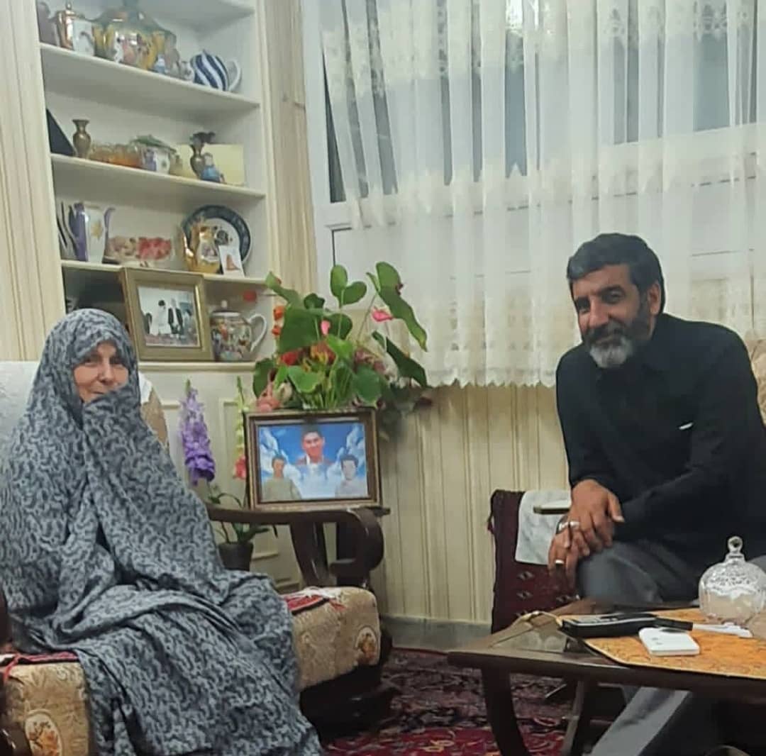 حسین یکتا مهمان مادری که رهبری را به صرف لوبیا پلو دعوت کرد