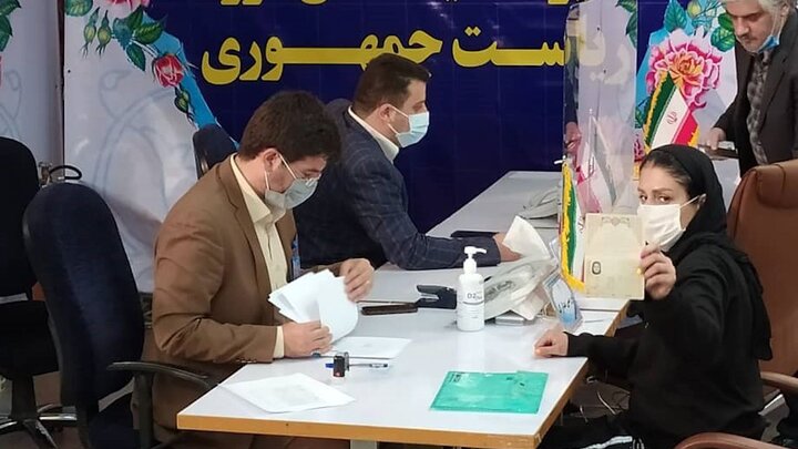 دختر موتورسوار