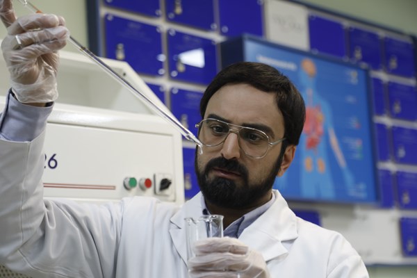 کاوه خداشناس