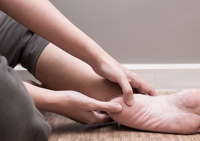 دلایل گزگز دست و پا چیست؟ دلایل گزگز دست و پا چیست؟