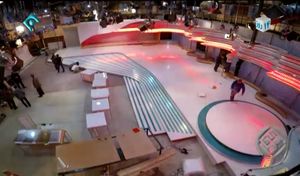 استودیوی مناظرات