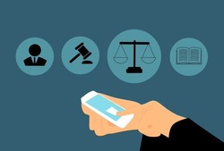 بررسی عملکرد و تاثیر خدمات تخصصی مشاوره حقوقی تلفنی جهت حل مسائل حقوقی