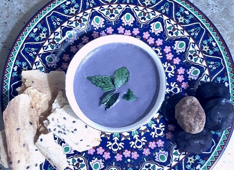 غذای‌های عجیب غریب ایرانی را بشناسید/از سوپ بنفش تا دلمه سیرابی