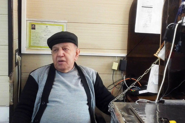 بستنی اکبر مشتی چطور معروف شد؟