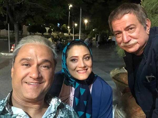 دو بازیگر محبوب در یک قاب سلفی رامبد جوان آتیلا پسیانی شبنم مقدمی
