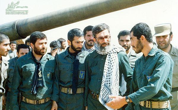 فیلم کمتر دیده شده از سخنرانی رهبرانقلاب در زمان جنگ رهبری
