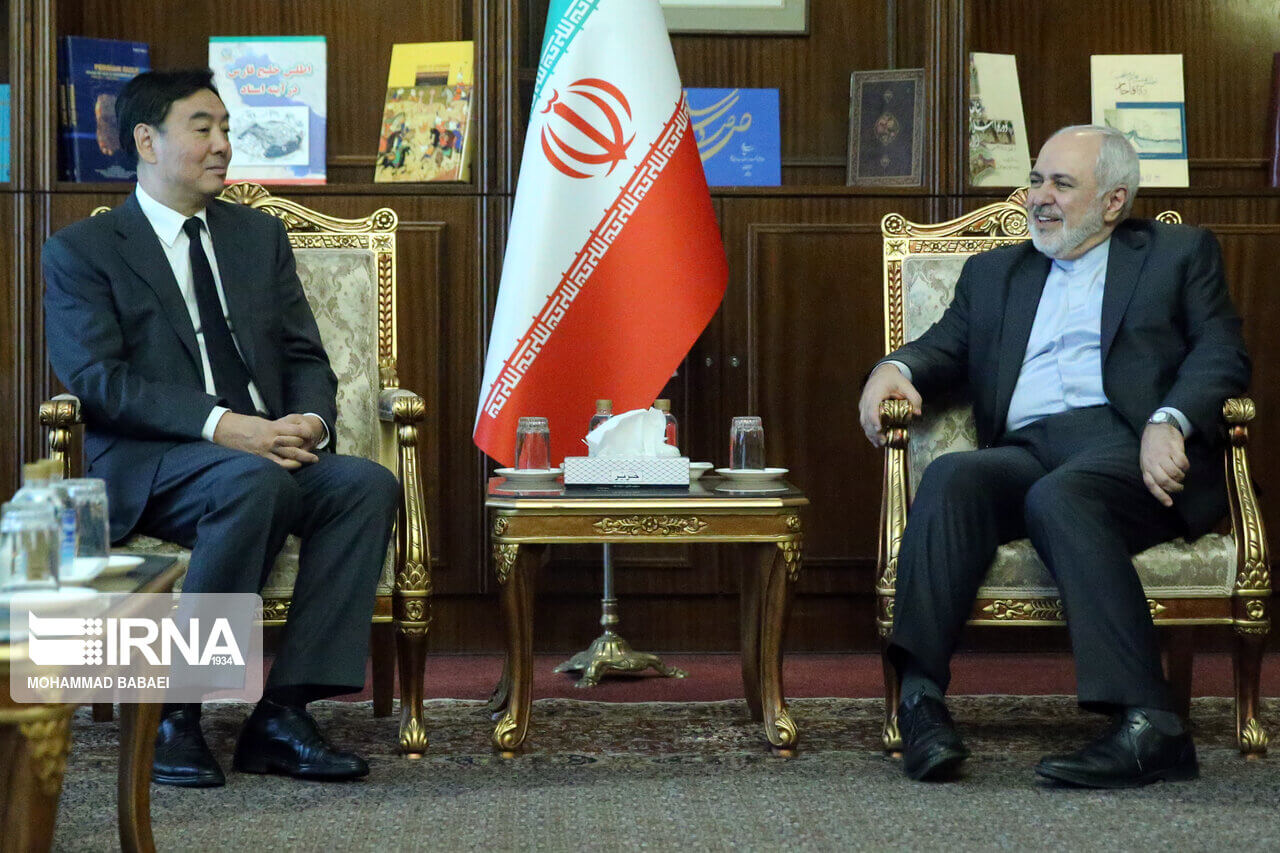 دیدار ظریف با جای جون