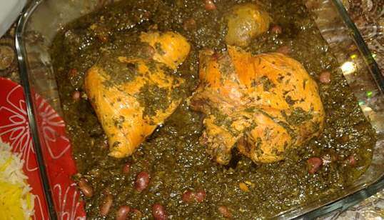 طرز تهیه قرمه‌ سبزی با مرغ