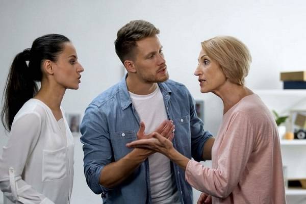 دعوای مادر شوهر و عروس