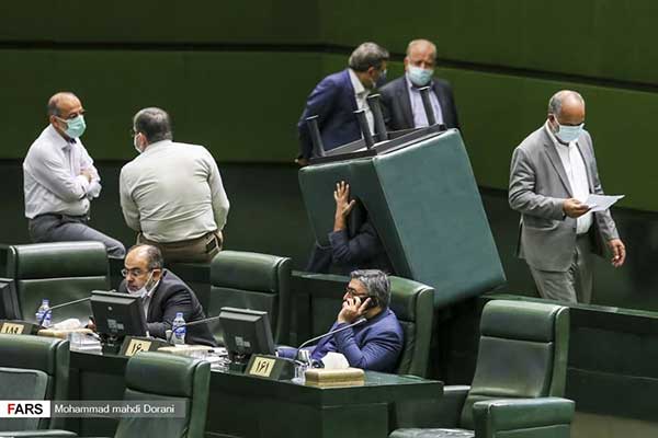 جابه جایی صندلی مجلس