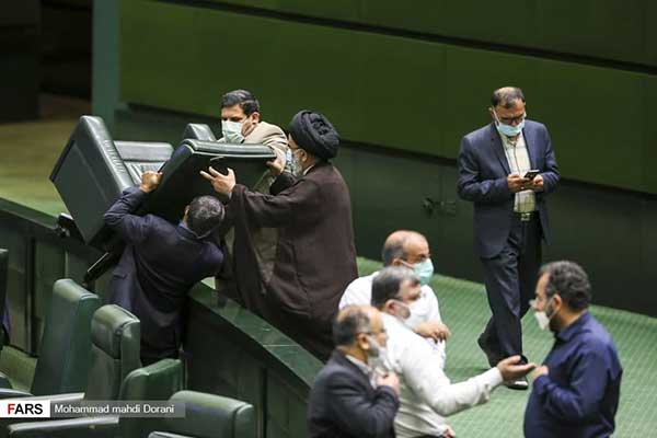 حاشیه جلسه مجلس