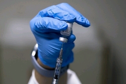 آیا می توان واکسن کرونا و آنفلوآنزا را هم زمان تزریق کرد؟